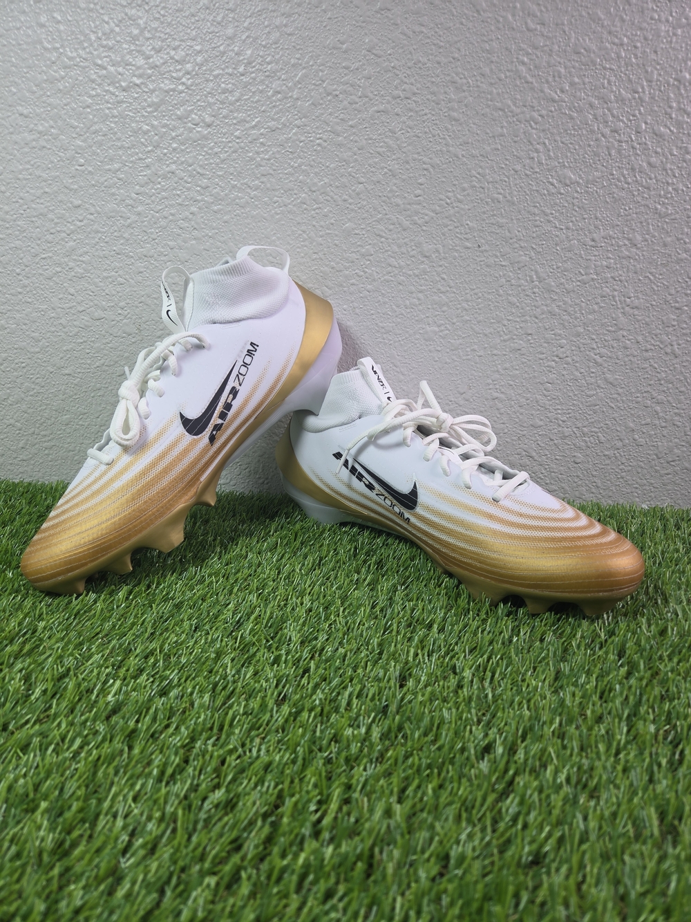 NIKE ZOOM AIR VAPOR PRO 1 WHITE METALLIC GOLD CLEATS FB3298-103 Size 11.5 - Picture 3 of 9